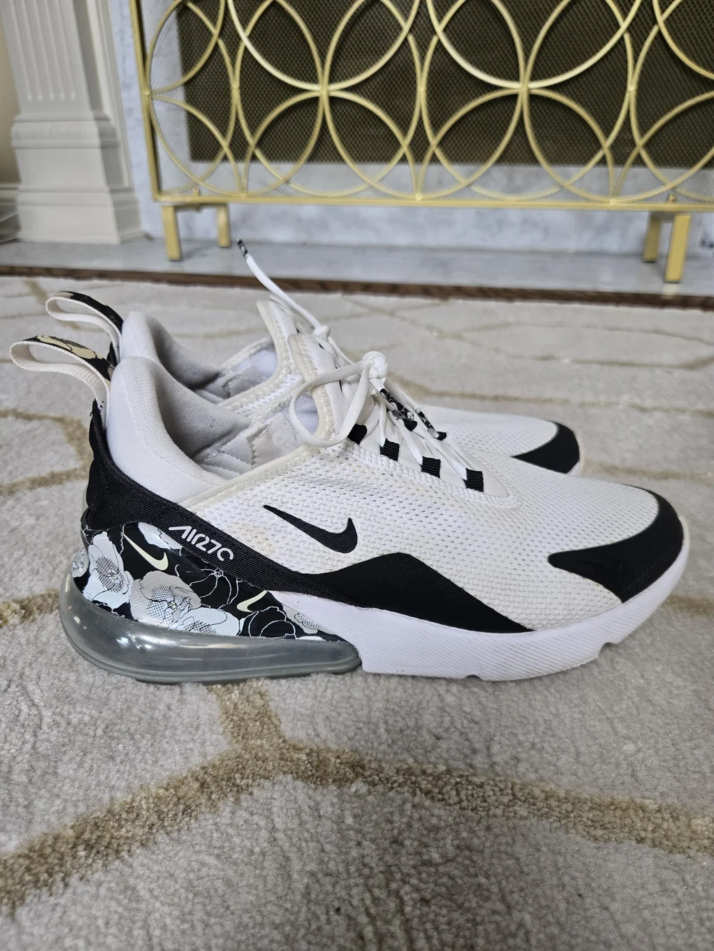 Nike Air Max 270 SE 